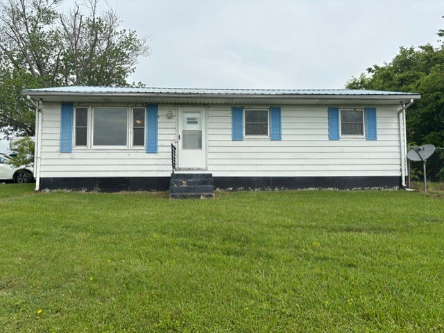 Primary Photo - 100 Hixon Cir