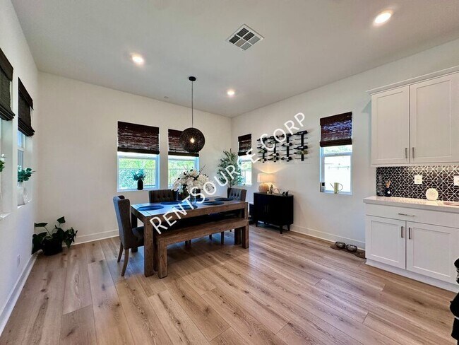 Building Photo - 29467 Camino Saguaro