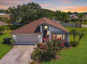 Building Photo - 2656 N Horseshoe Bay Dr