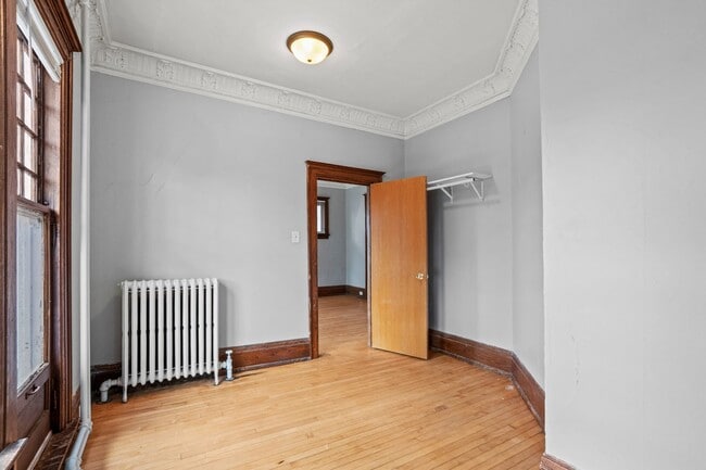 Building Photo - Maryland Lower