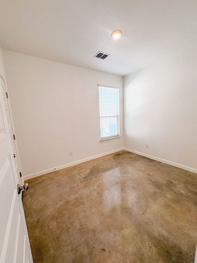 Building Photo - 2911 Wildcat Rdg Rd