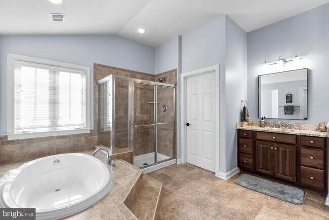 Building Photo - 4012 Belgrave Cir