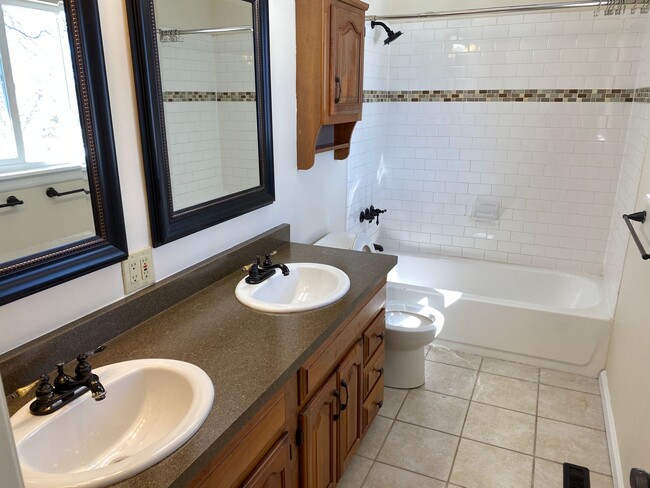 Building Photo - Great corner lot home backing up to open s...