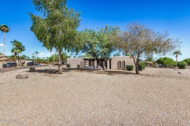 Building Photo - 13039 N 70th St