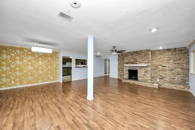 Building Photo - 6304 Crab Orchard Rd