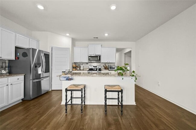 Building Photo - 120 Echo Ct