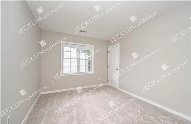 Building Photo - 3325 Pemberton Creek Ct