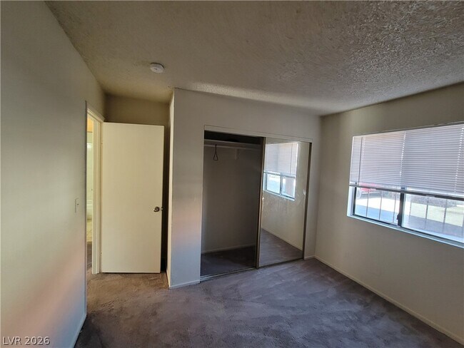 Building Photo - 4300 N Lamont St