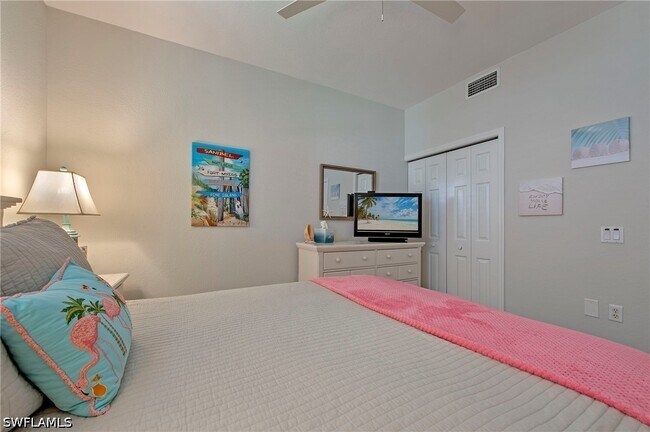 Building Photo - 22971 Rosedale Dr