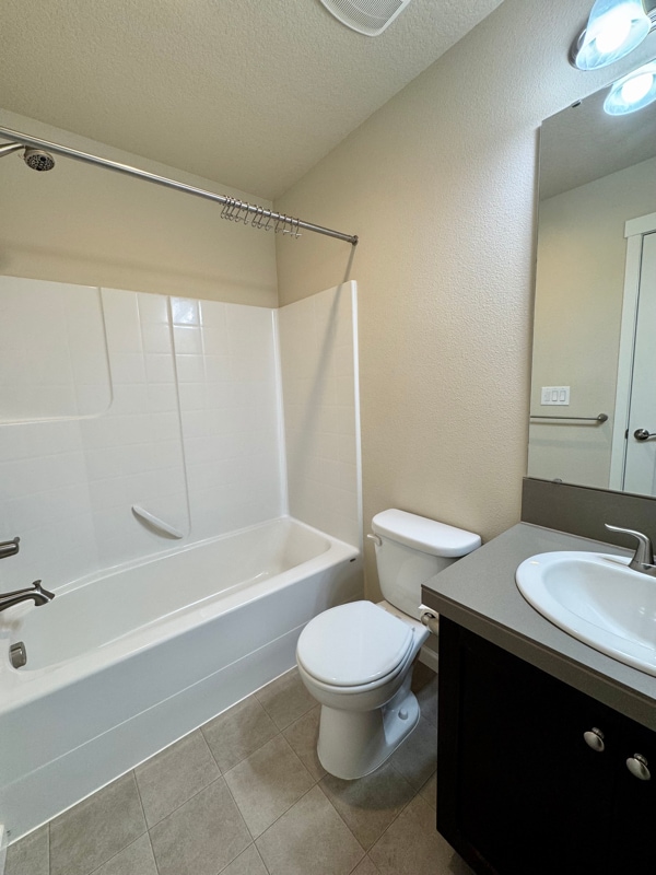 Building Photo - 13582 SW Beach Plum Terrace