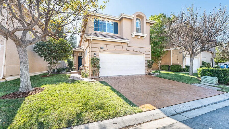 Building Photo - 3128 La Casa Ct
