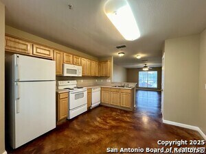 Building Photo - 3141 Douglas Fir Dr