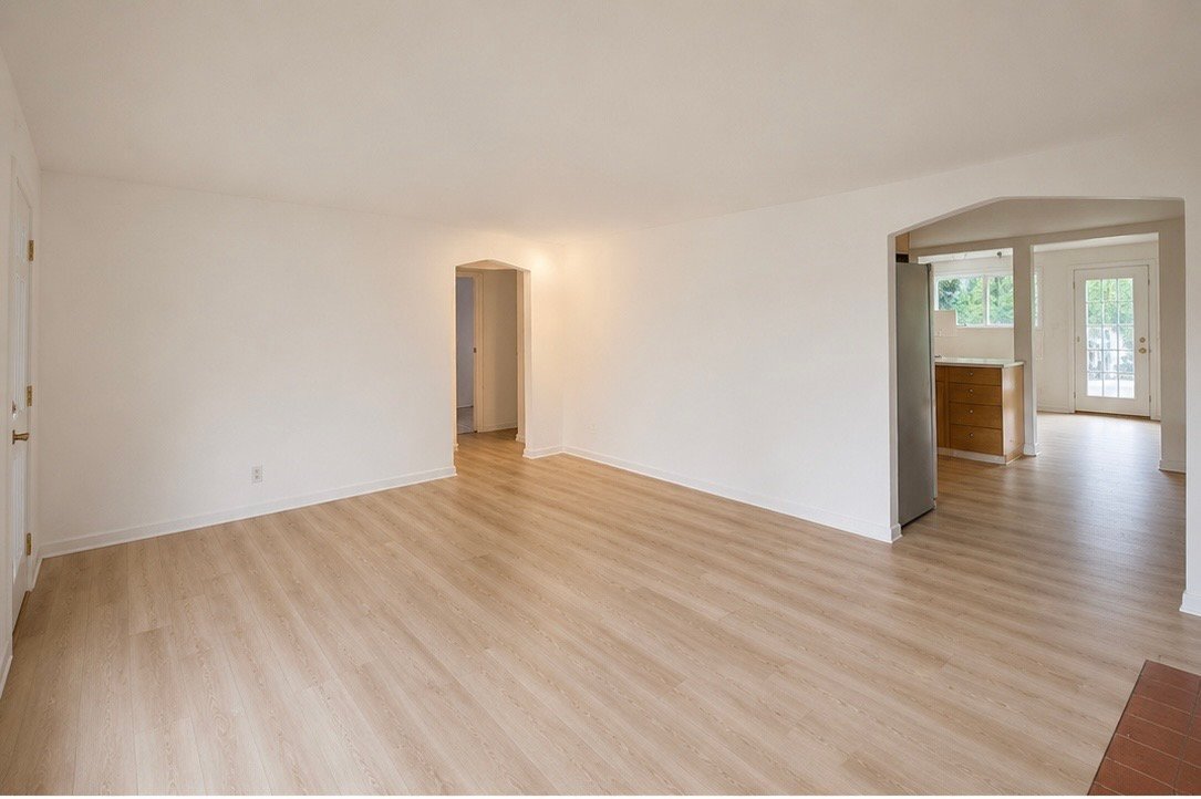 Building Photo - 15209 6th Ave NE
