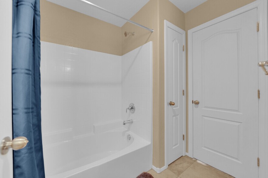 Building Photo - 7605 Finishing Touch Court