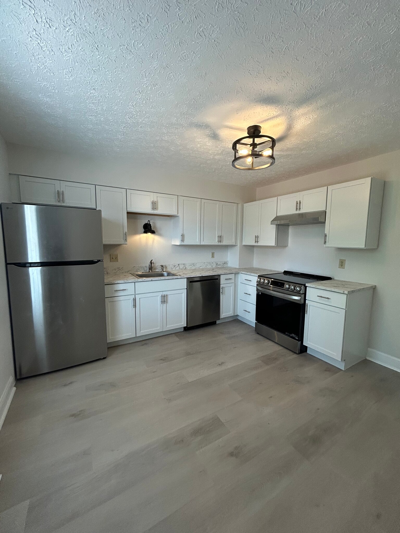 Completed kitchen with new appliances - 666 Mohawk St