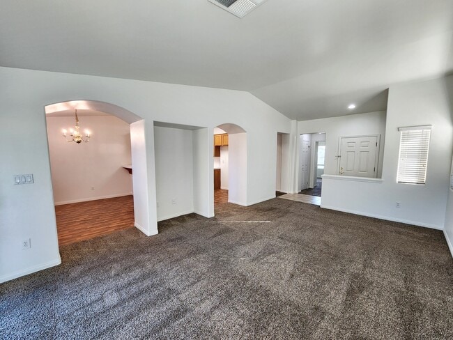 Building Photo - 11710 Walderi St