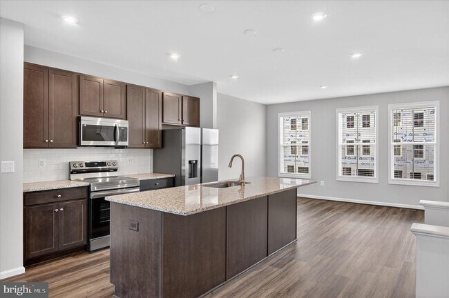 Building Photo - 7722 Harlow Cir