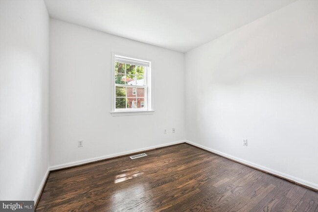 Building Photo - 6705 Hillandale Rd