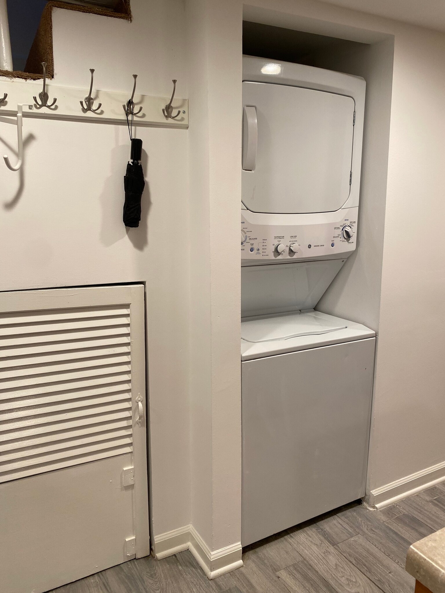 Washer/dryer - 4506 Iowa Ave NW