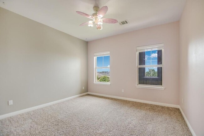 Building Photo - 106 Wester Ross Ln