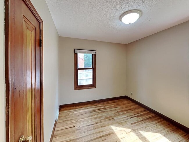 Building Photo - 5302 N Humboldt Ave