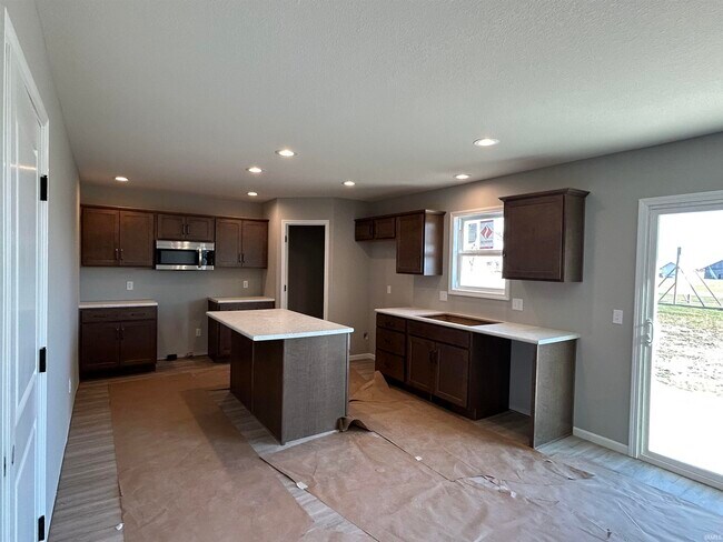 Building Photo - 204 Brescia Dr