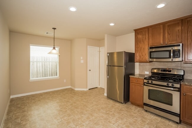Building Photo - 1710 Leafhopper Ln