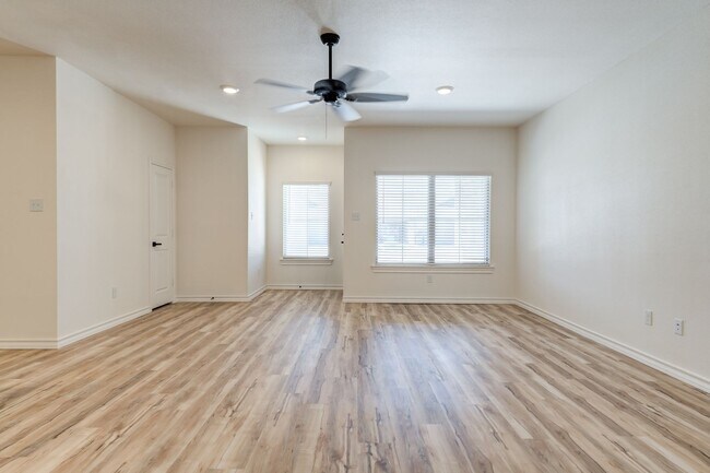 Building Photo - PRE-LEASING FOR A JULY MOVE-IN!! New 2 Bedroom Townhome in Escondido - Frenship ISD