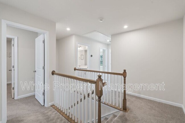 Building Photo - 4743 Darcey Wy