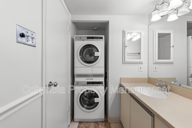 Building Photo - 1245 13th St NW