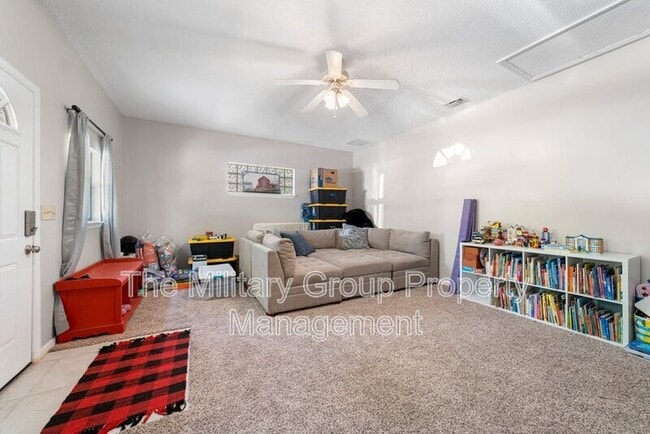 Building Photo - 4218 Mustang Rd