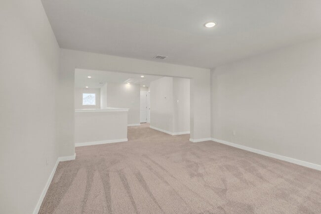 Building Photo - 8730 Thyme Mdw