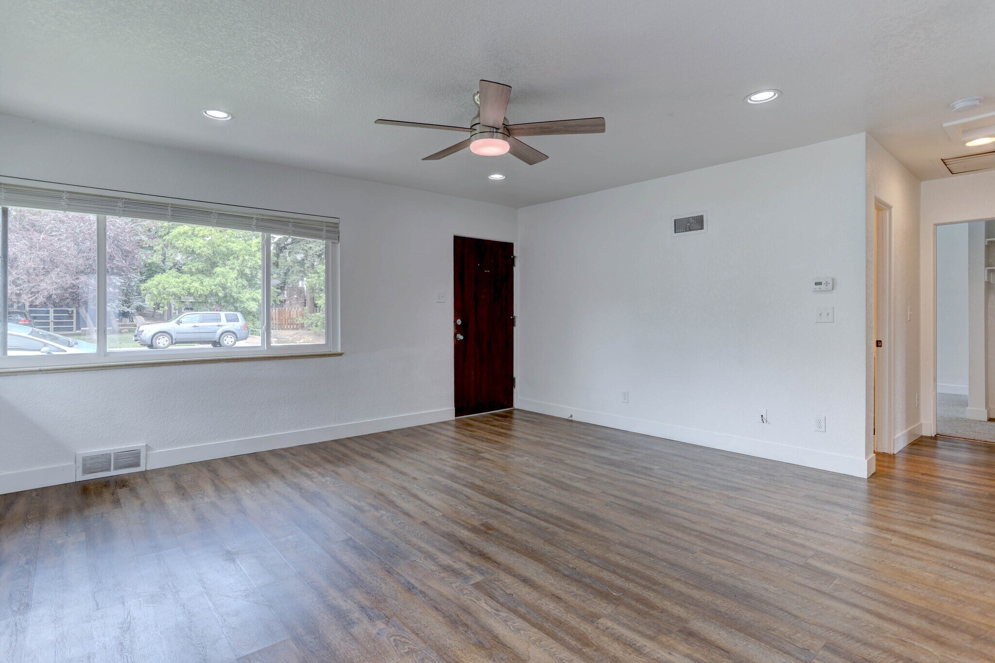 Building Photo - 740 19th St