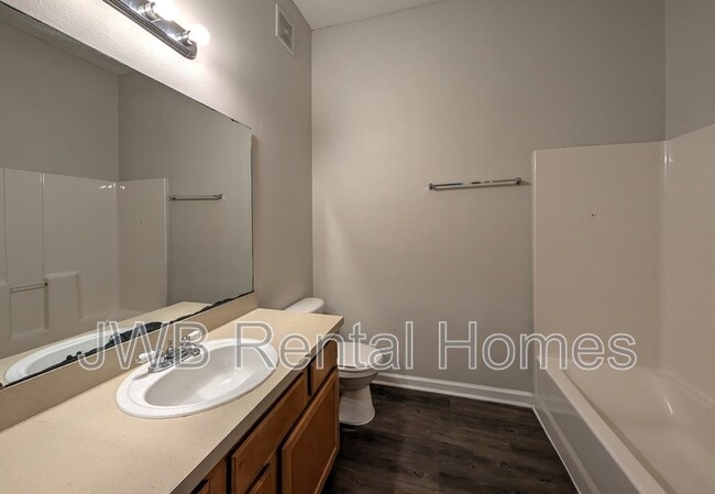 Building Photo - 5051 Playpen Dr
