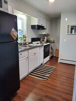 Building Photo - 36 Green St.