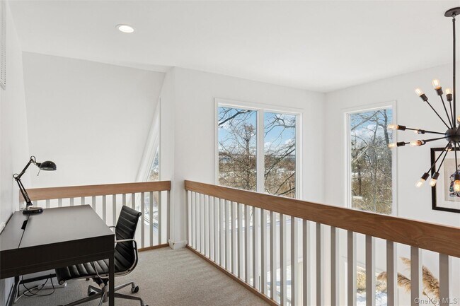 Building Photo - 845 Budds Pond Rd