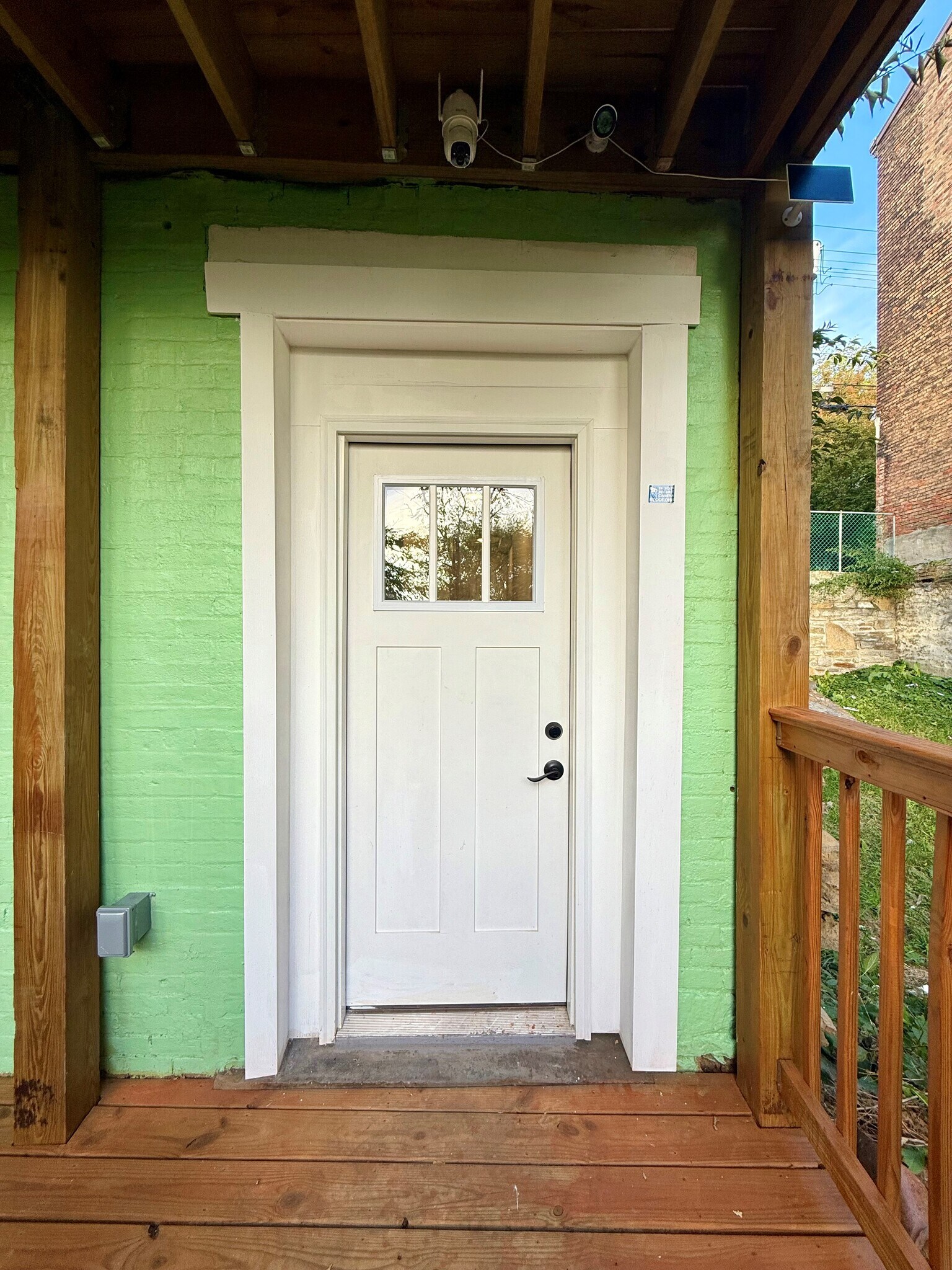 Building Photo - 39 E Clifton Ave