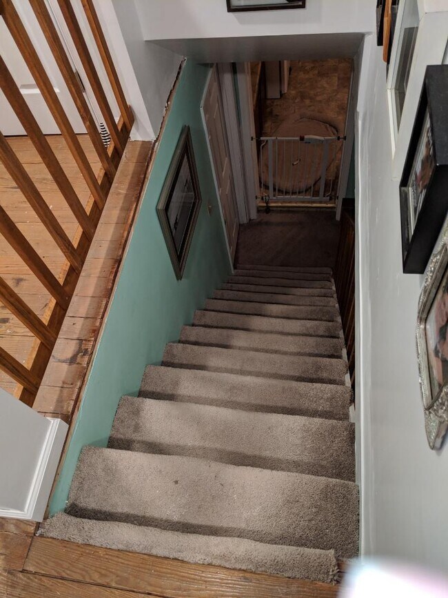 Building Photo - 1 Monroe Bay Ave