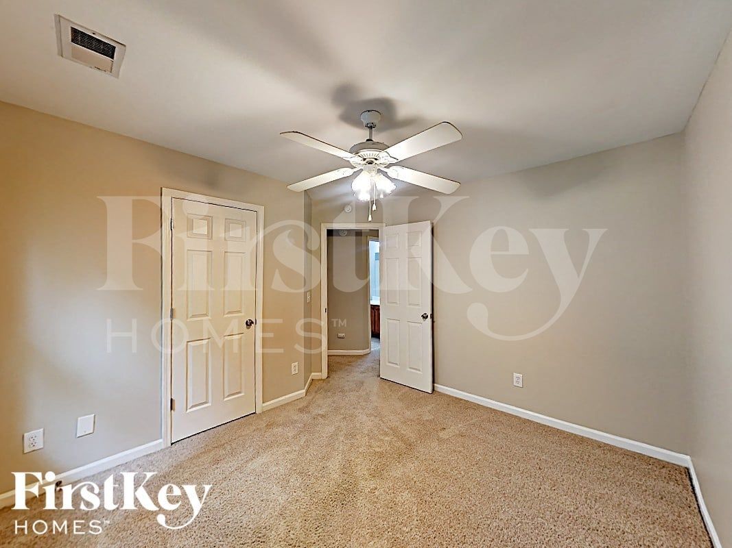 Building Photo - 7805 Wilkinson Dr