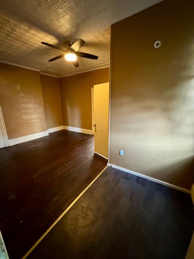 Building Photo - 1815 Locust St