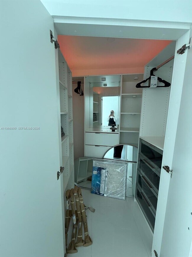 Building Photo - 888 Biscayne Blvd