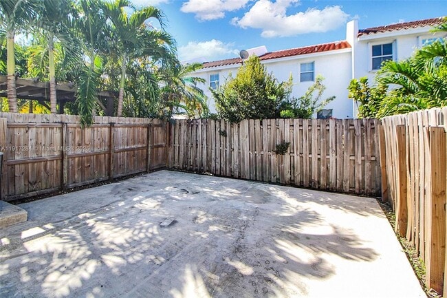 Building Photo - 4362 NW 114th Path