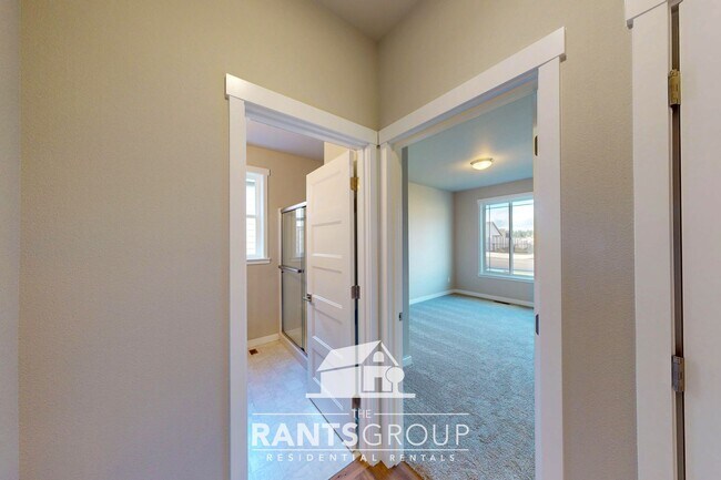 Building Photo - Brand New Home! Beautiful Steilacoom Ridge Home! Easy freeway access!