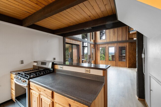Building Photo - 1000-2221-2225-2229 Timothy Drive