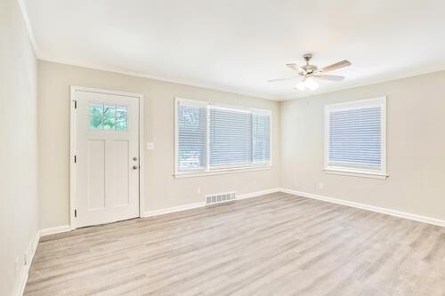 Building Photo - 2234 Holly Hill Dr