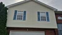 Building Photo - 3409 Summerfield Dr