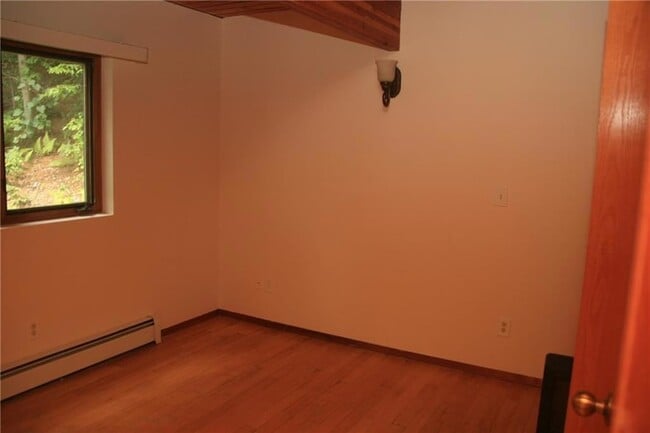 Building Photo - 225 Brigham Tavern Rd