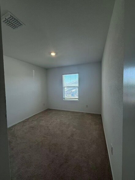Building Photo - 330 Ashbrook Wy