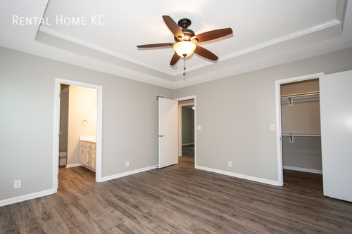 Building Photo - 12414 S Parker Terrace