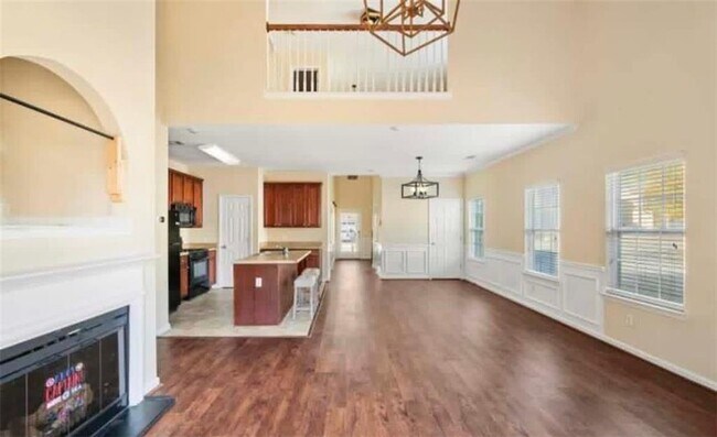 Building Photo - 2162 Capella Cir SW
